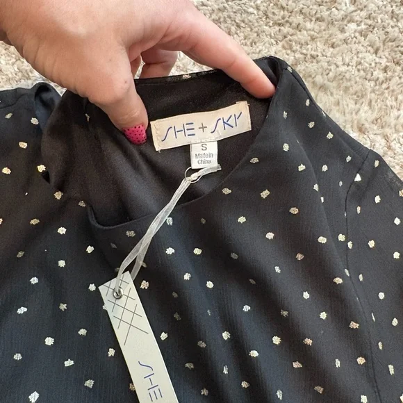 Black Dress - Picture 5 of 6